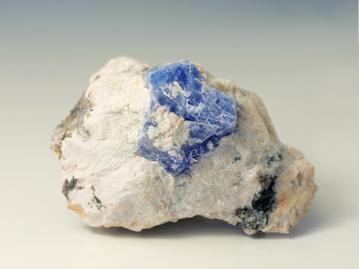 Sapphire ore - blue ore in white rock