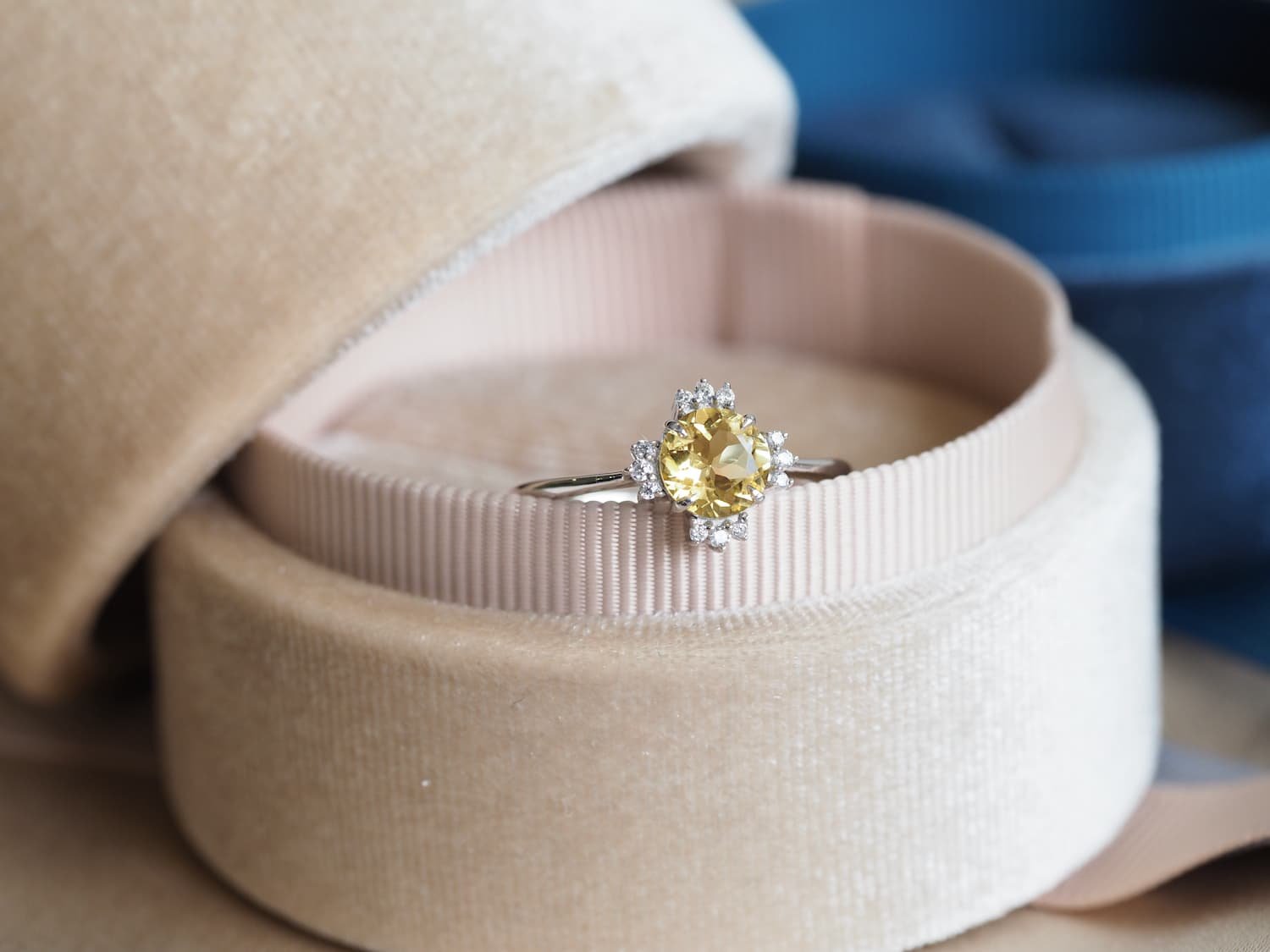 Yellow sapphire ring in white gold