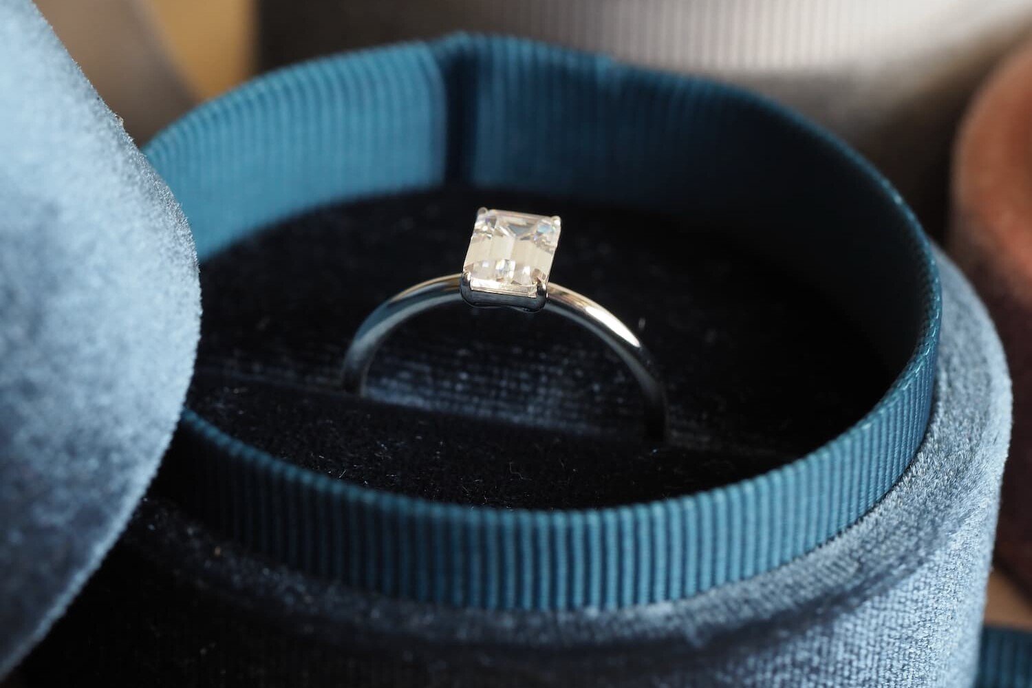 4 Ways to Resize a Ring - wikiHow