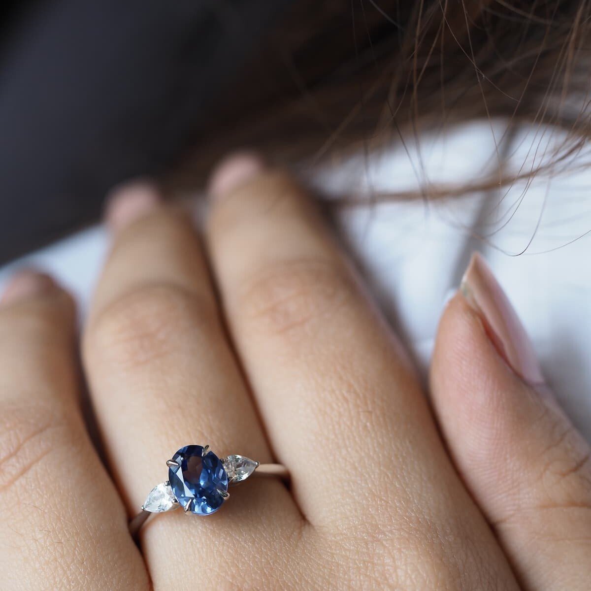 Blue sapphire ring pear diamonds