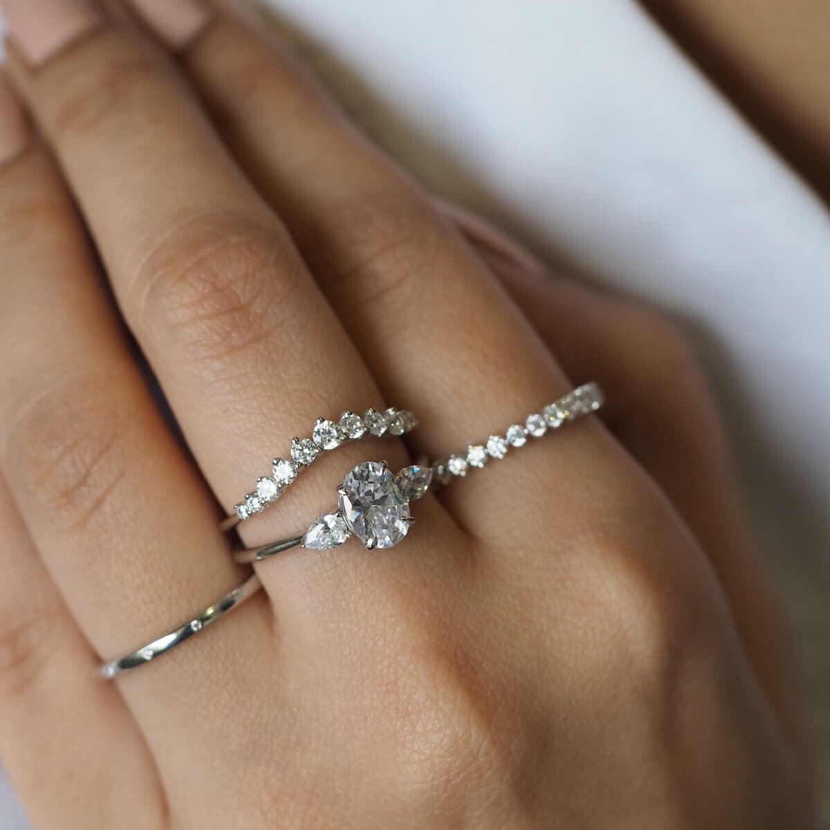 Lisa Diamond ring with wedding bands